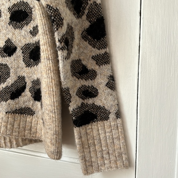 ANTHROPOLOGIE RD STYLE LEOPARD PRINT TURTLENECK PULLOVER SWEATER - Picture 5 of 12